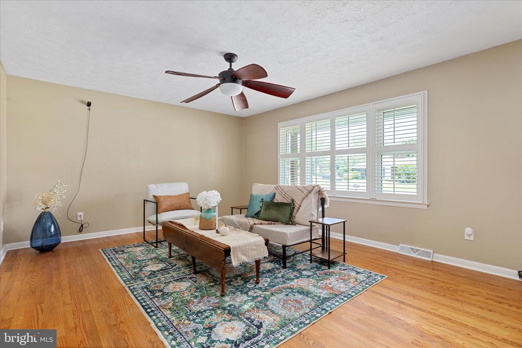 224 FREDERICKTOWNE DRIVE