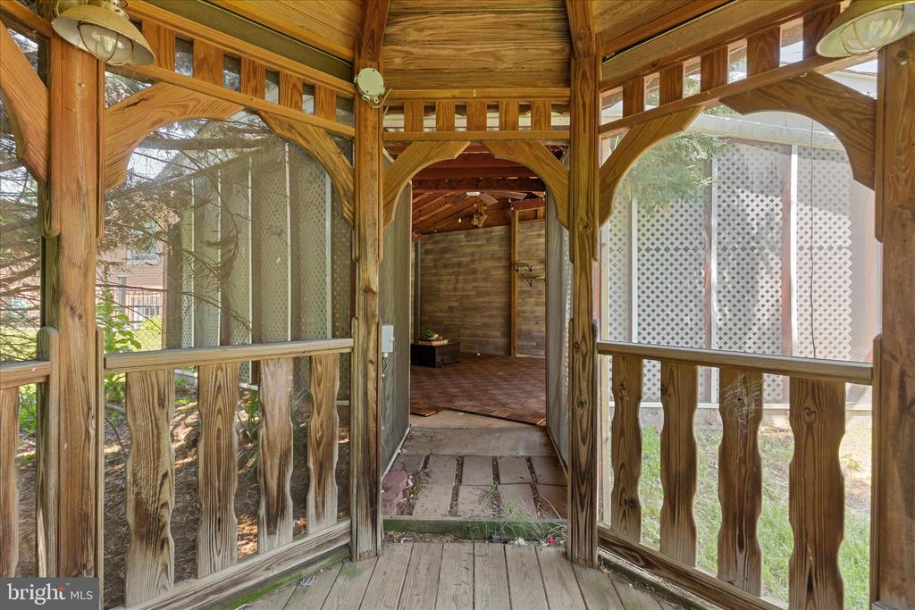 224 FREDERICKTOWNE DRIVE