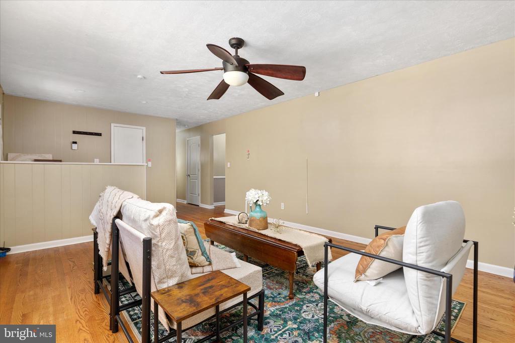 224 FREDERICKTOWNE DRIVE
