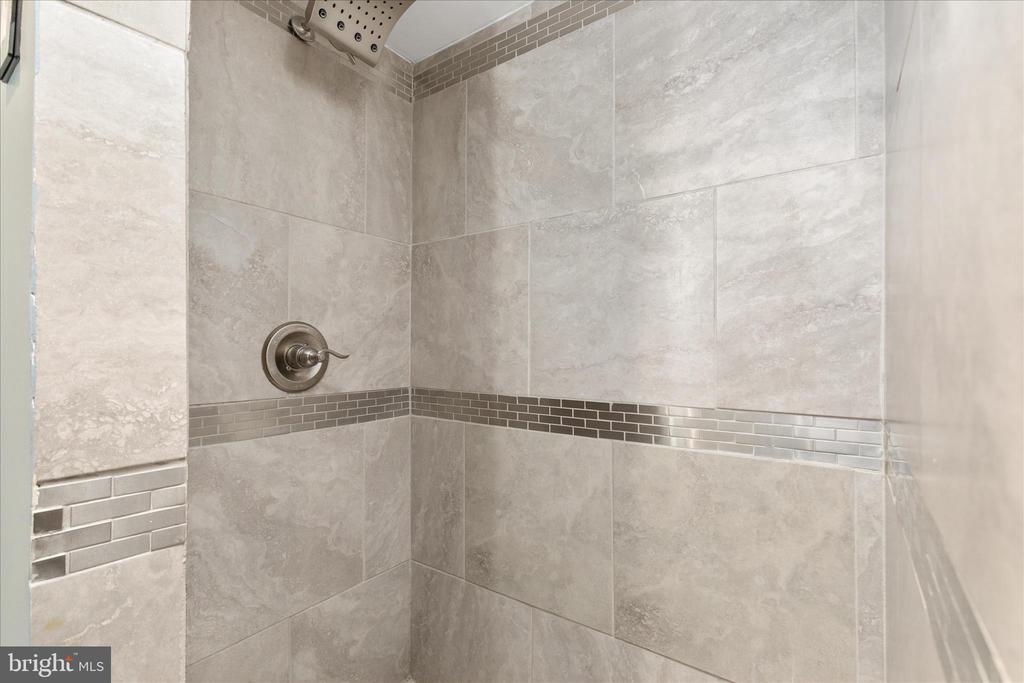 224 FREDERICKTOWNE DRIVE
