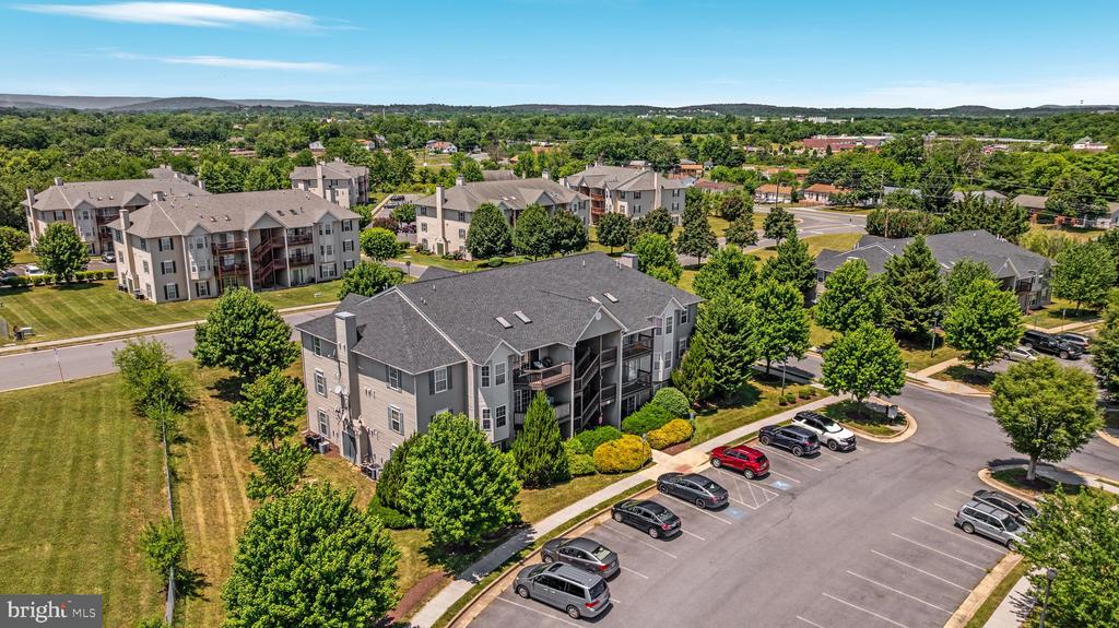 110 BROOKLAND COURT 10