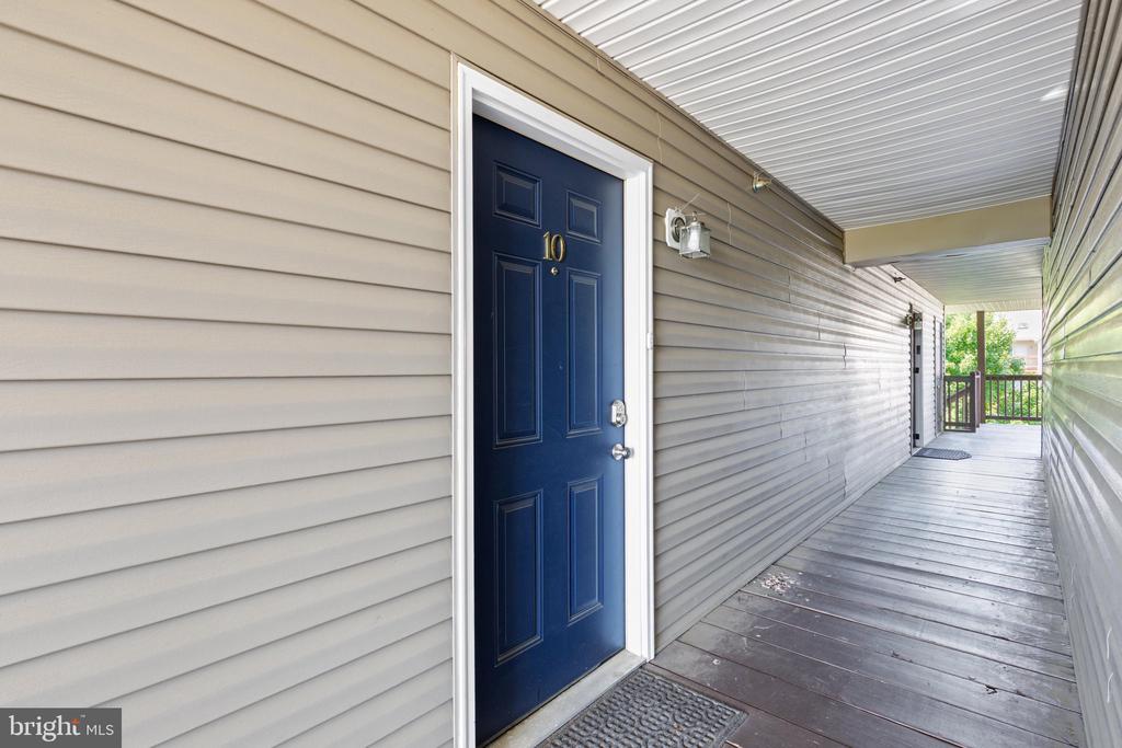 110 BROOKLAND COURT 10