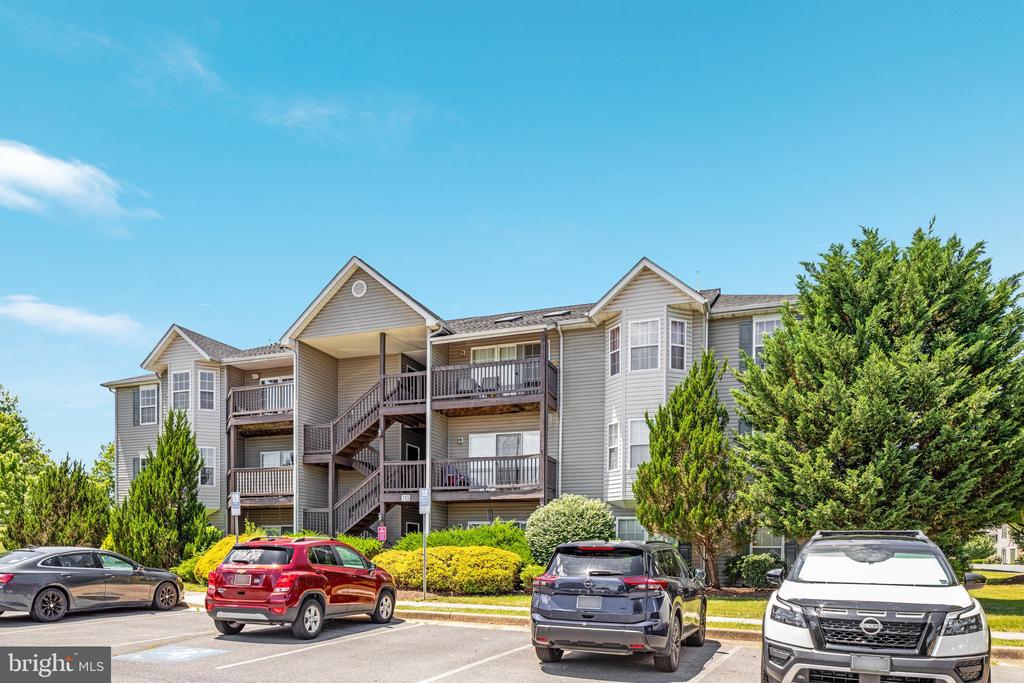 110 BROOKLAND COURT 10
