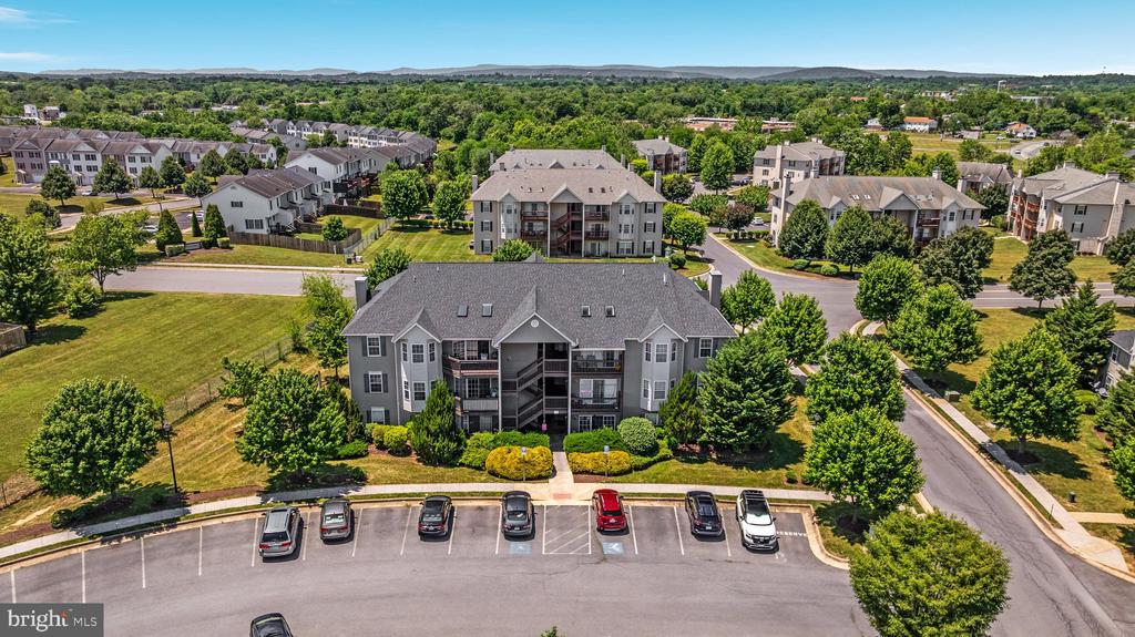 110 BROOKLAND COURT 10