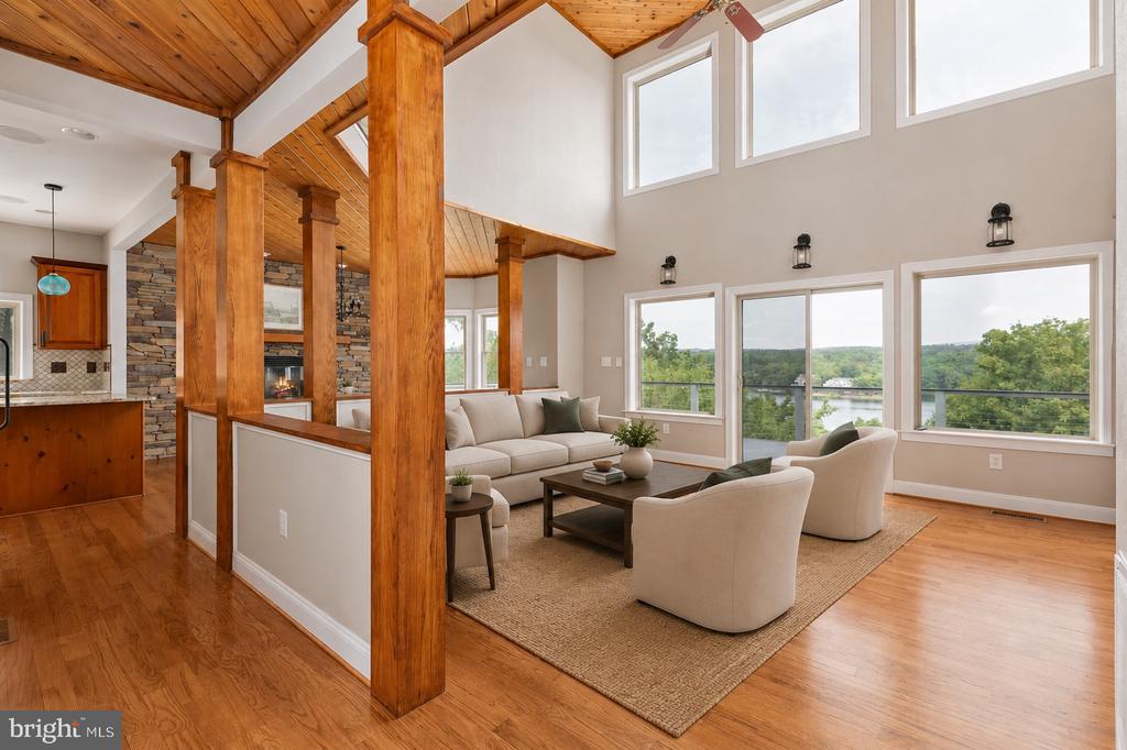 111 WATERSIDE LANE