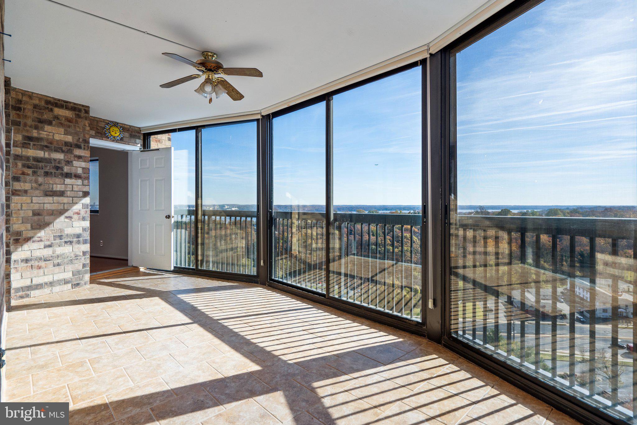 5904 Mount Eagle Dr #1514