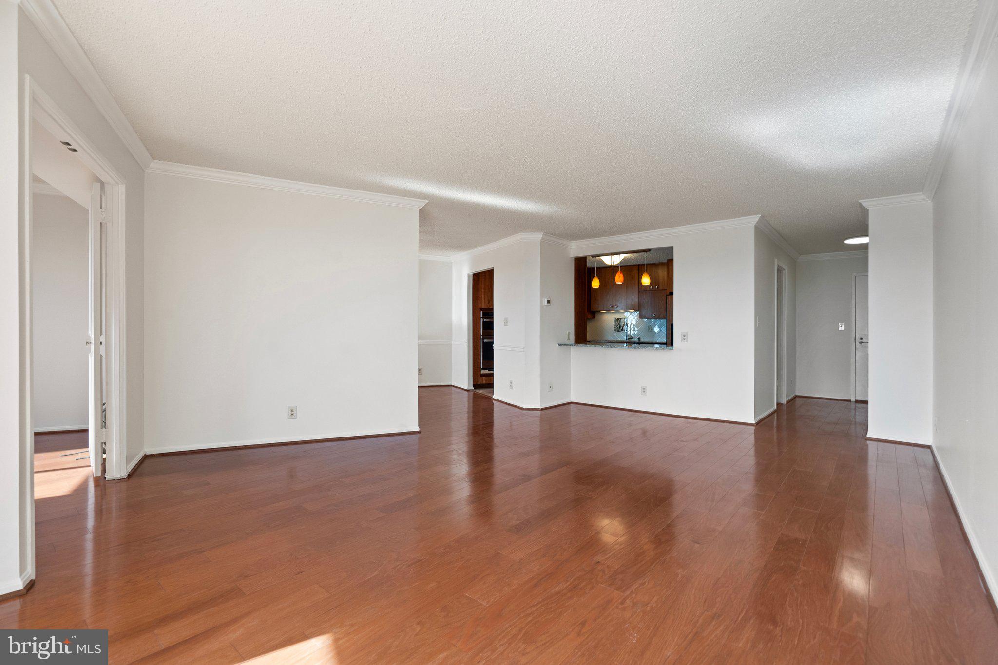 5904 Mount Eagle Dr #1514