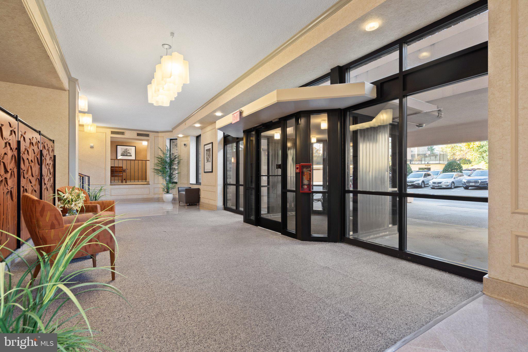 5904 Mount Eagle Dr #1514