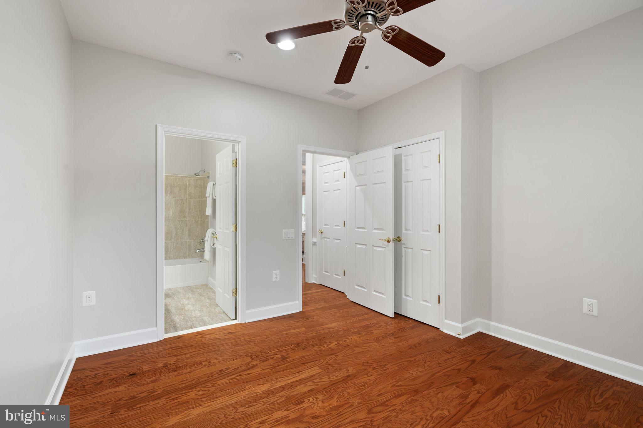 20638 Golden Ridge Dr