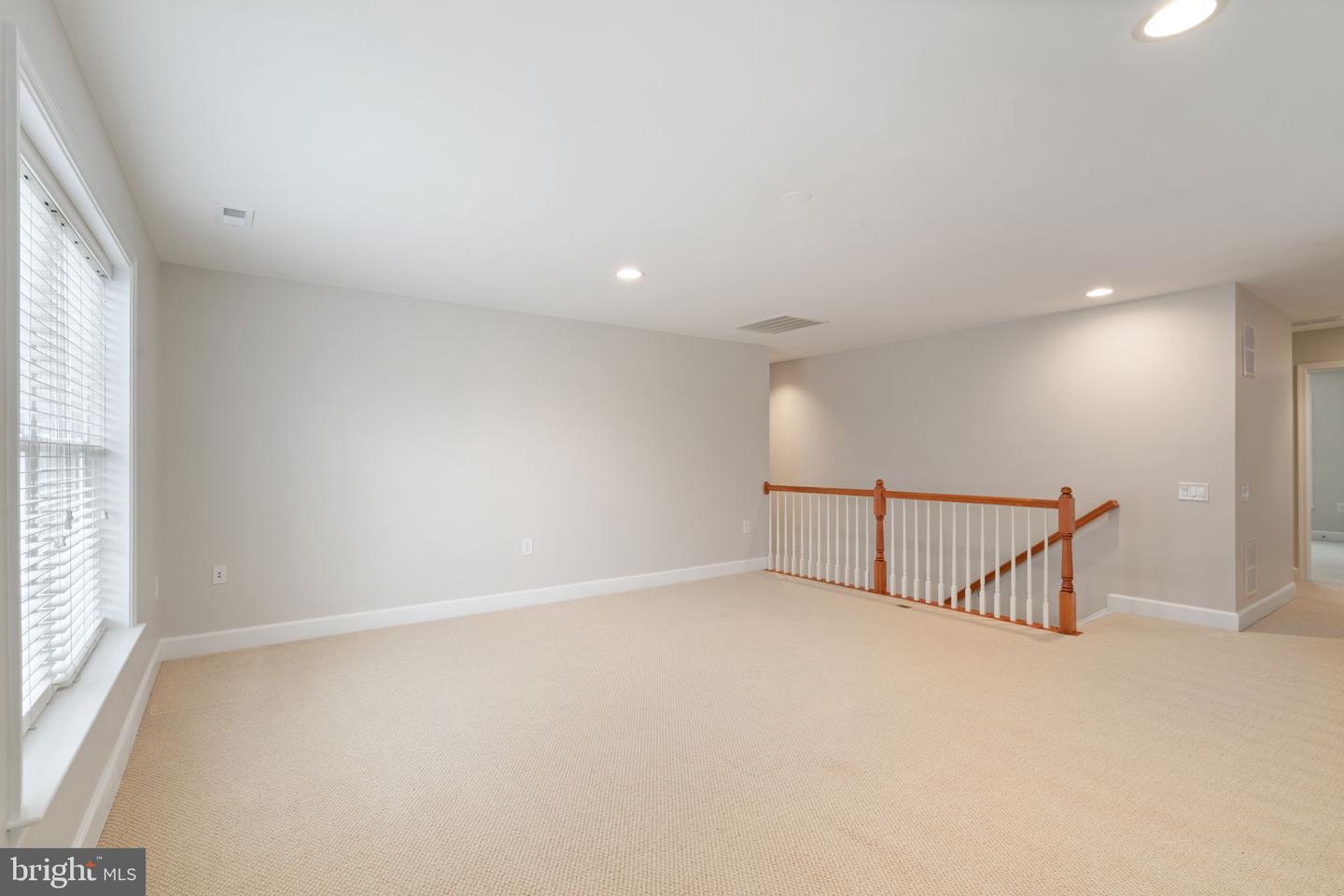 20638 Golden Ridge Dr