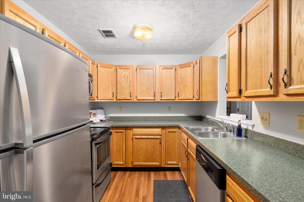 185 HAILEY LANE H6