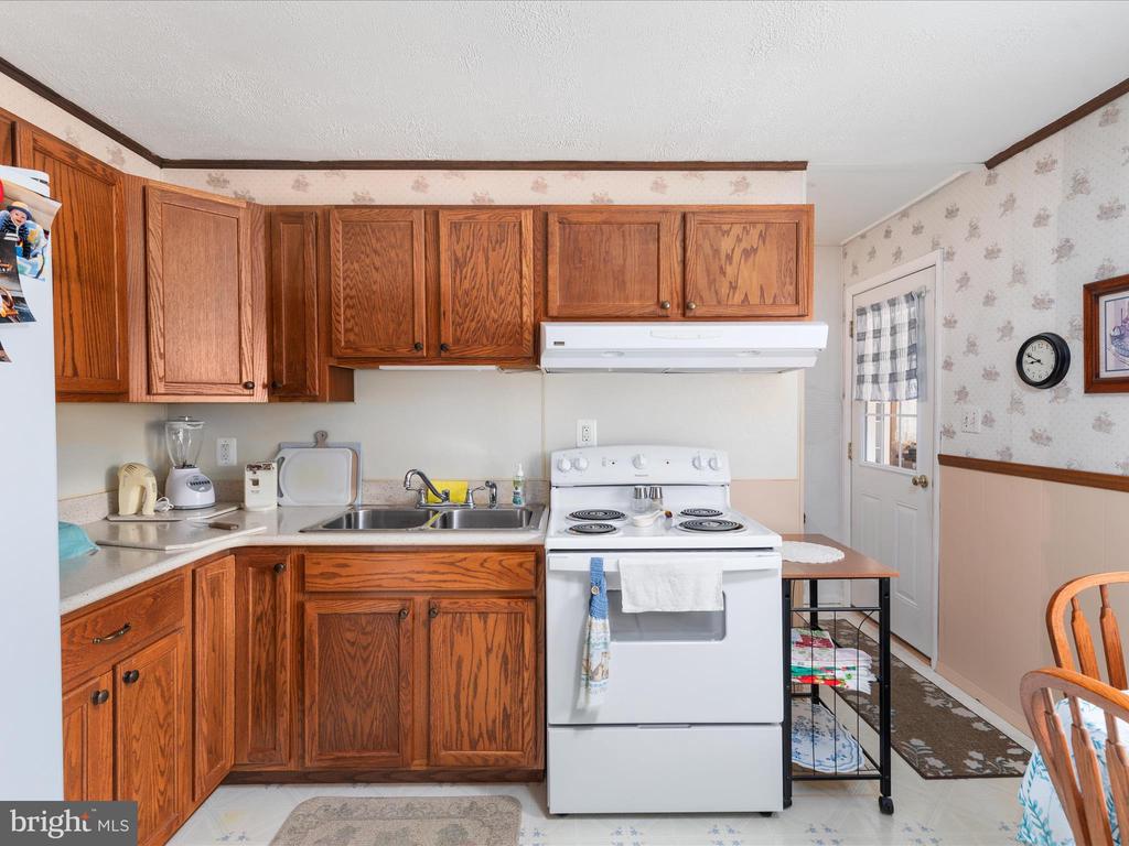 1306 Whittier Ave