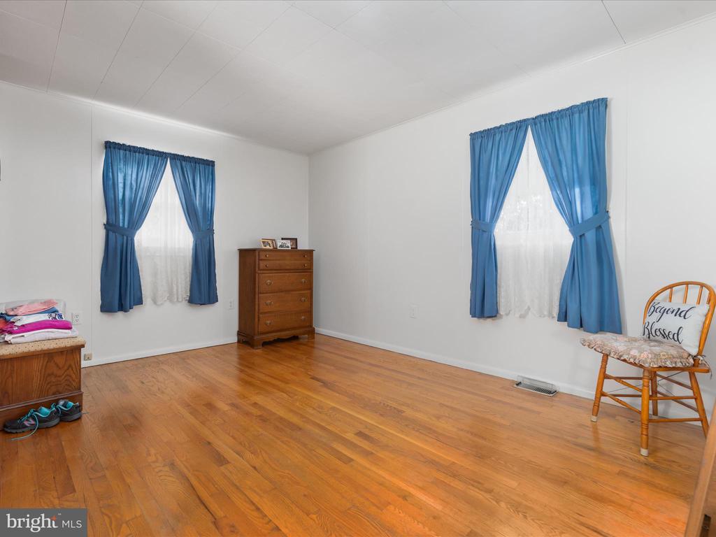 1306 Whittier Ave