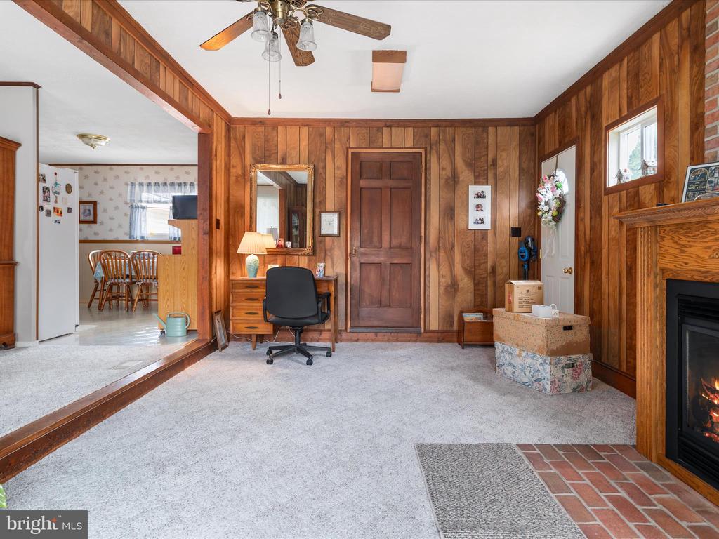 1306 Whittier Ave