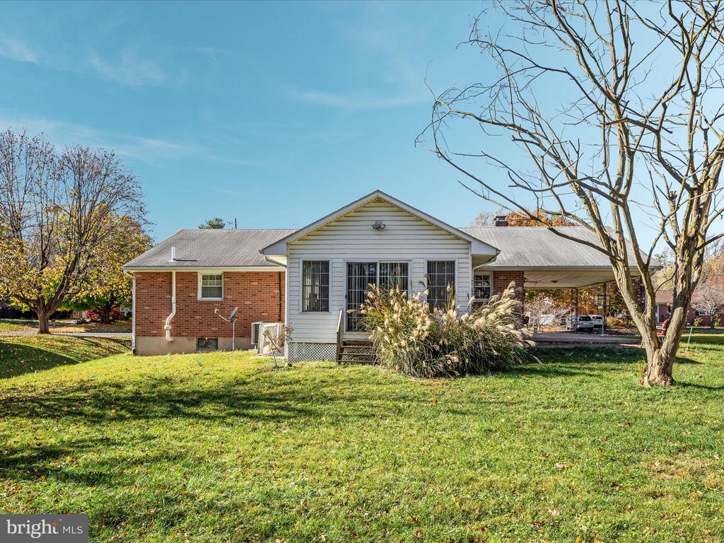 342 Lanny Dr