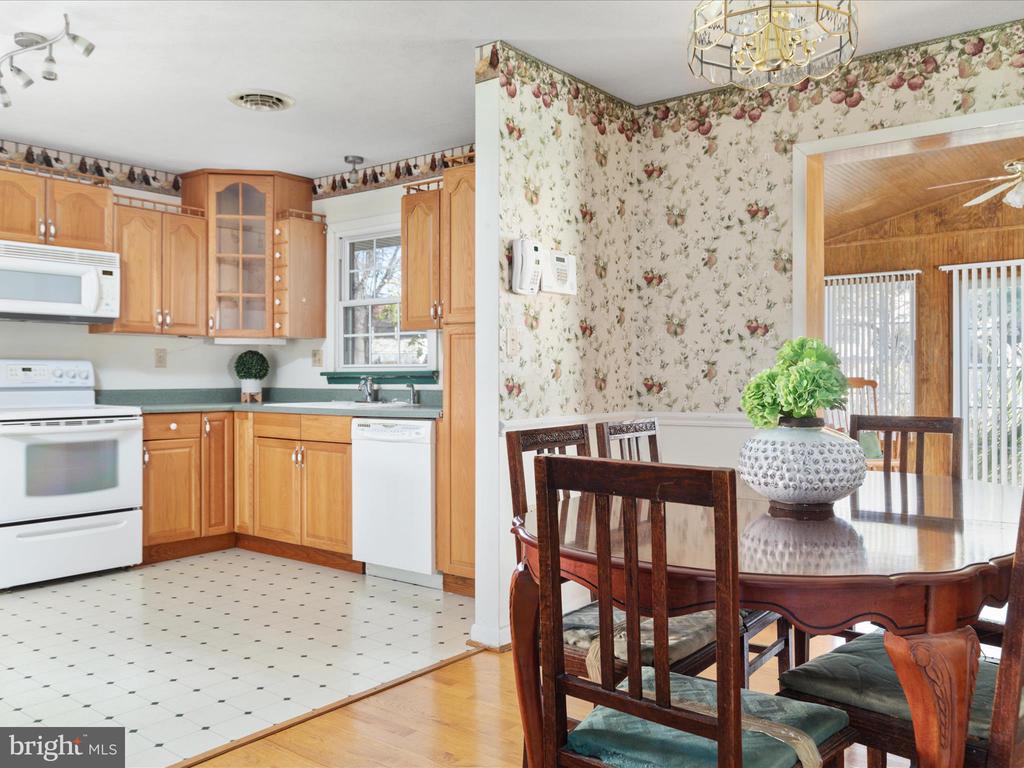 342 Lanny Dr
