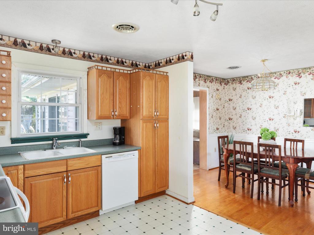 342 Lanny Dr