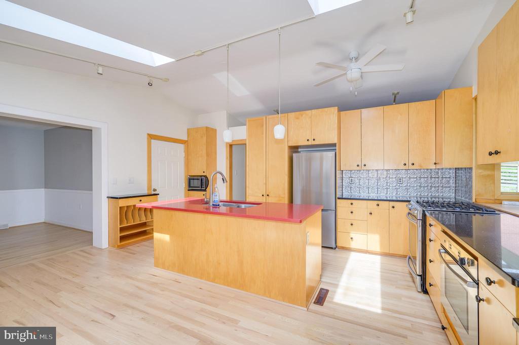 1104 Milroy Ct