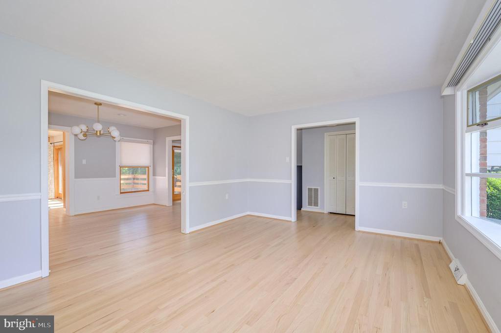 1104 Milroy Ct