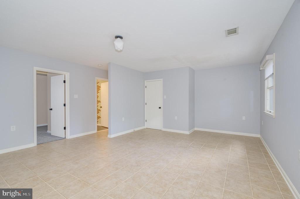1104 Milroy Ct