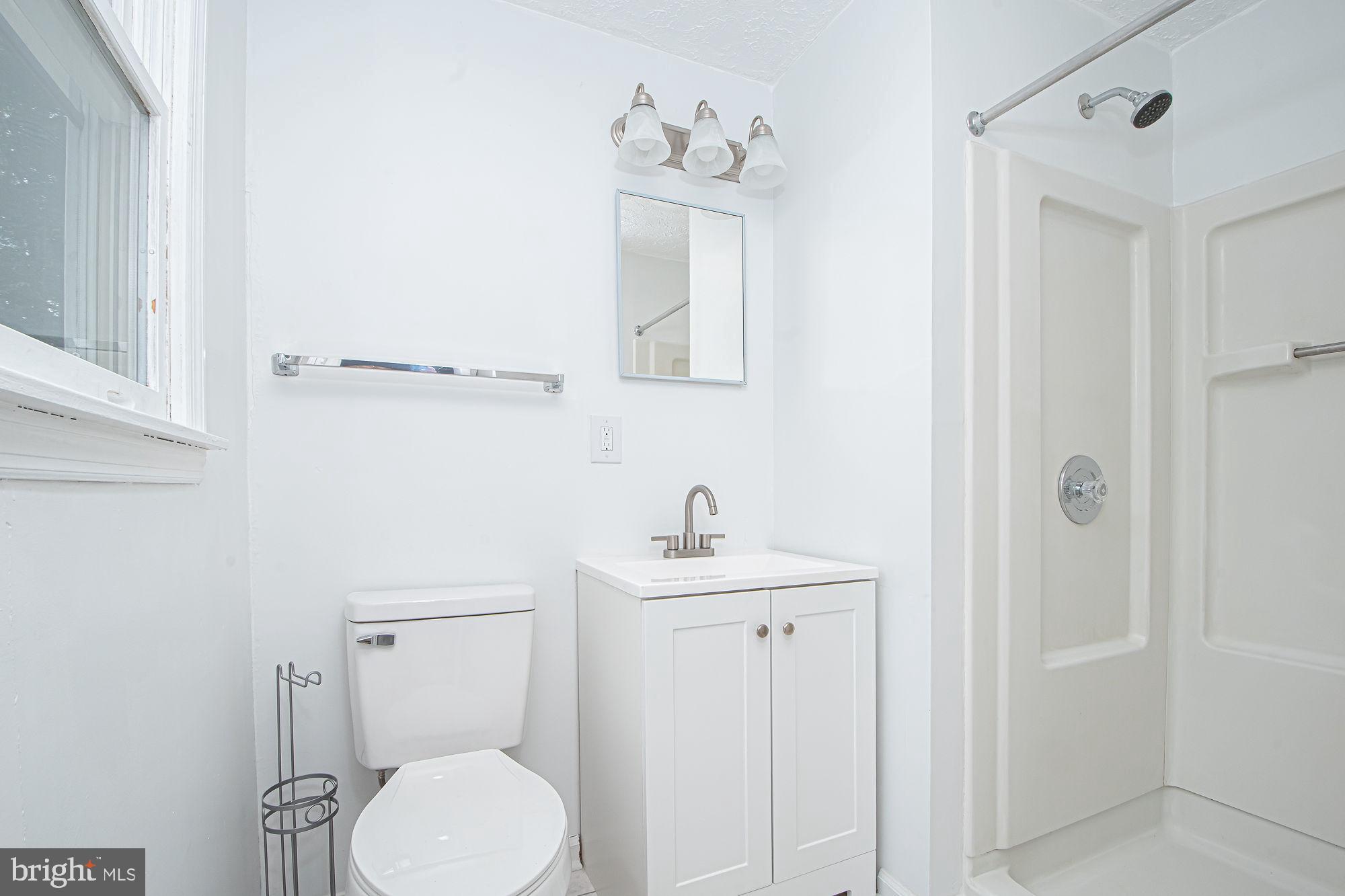 302 SUMMIT POINT DRIVE