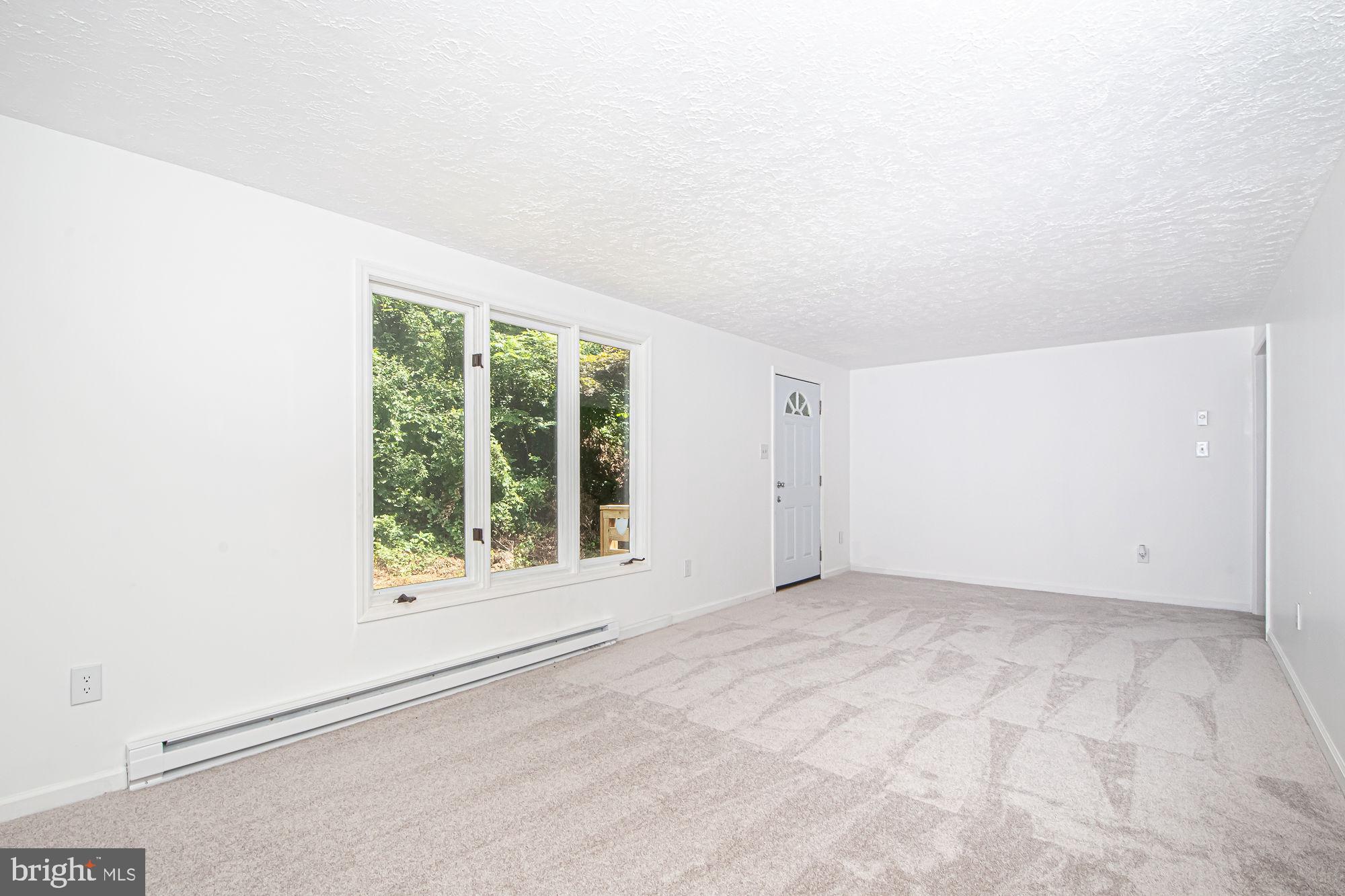 302 SUMMIT POINT DRIVE