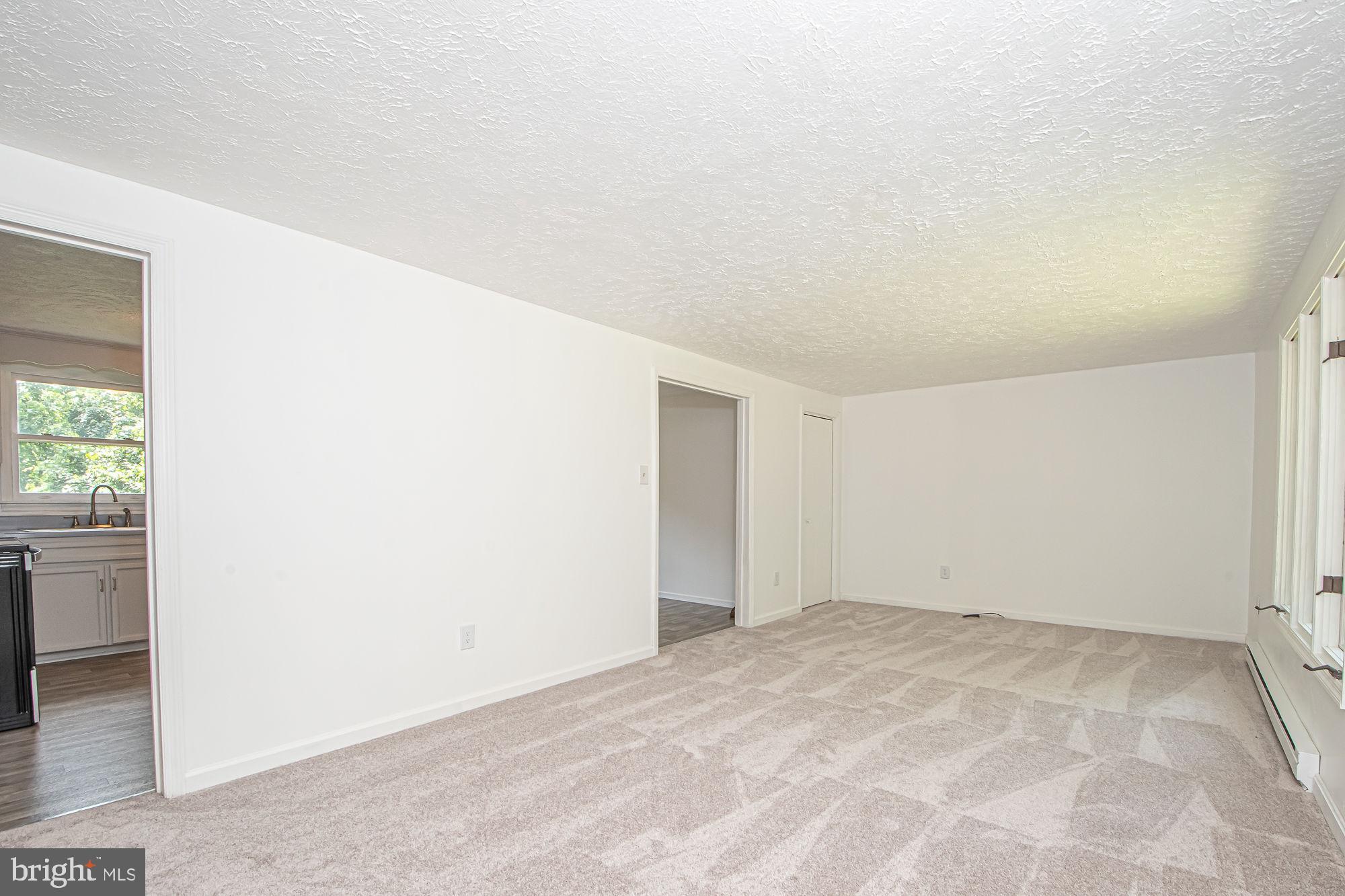 302 SUMMIT POINT DRIVE