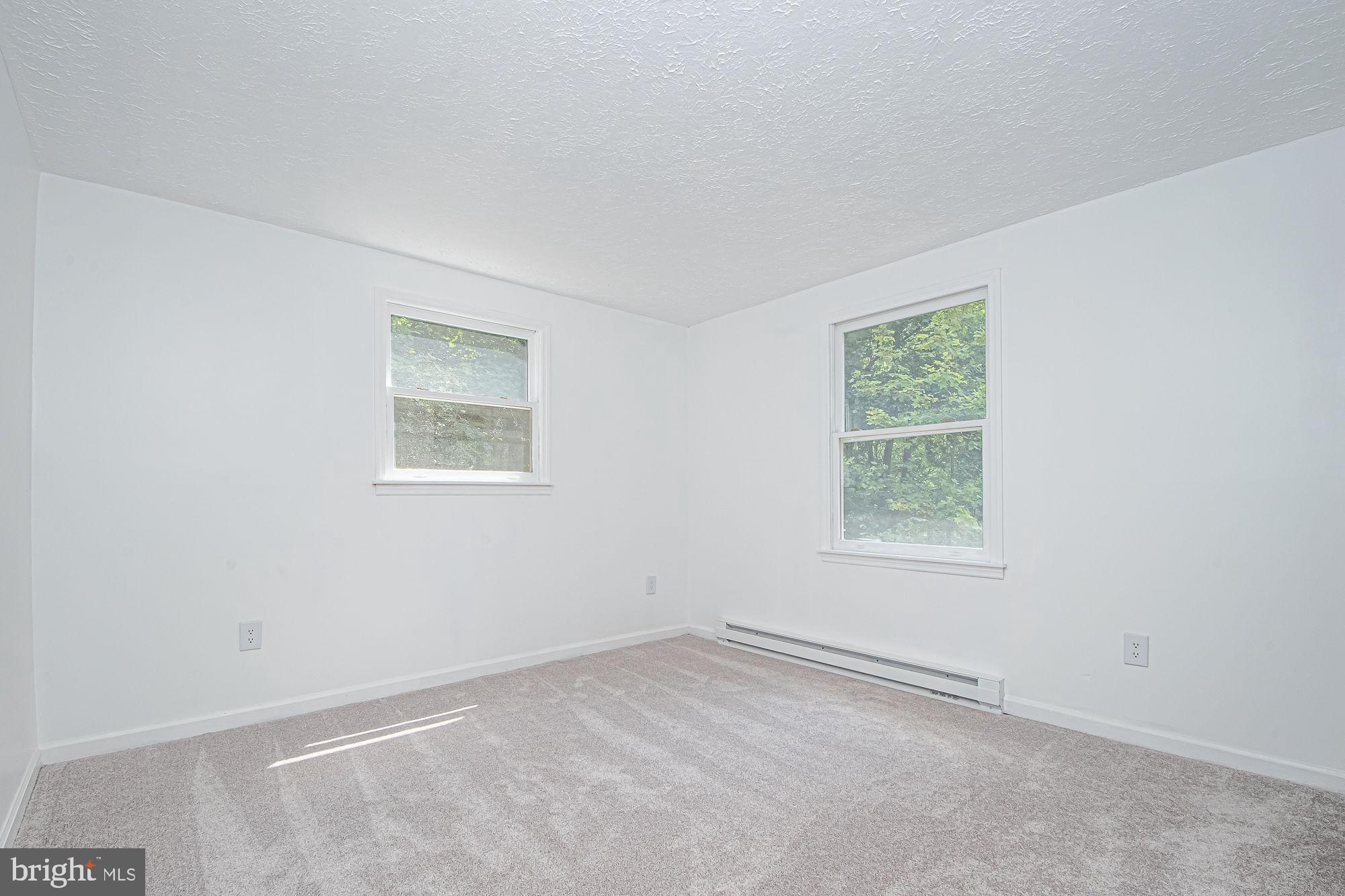 302 SUMMIT POINT DRIVE