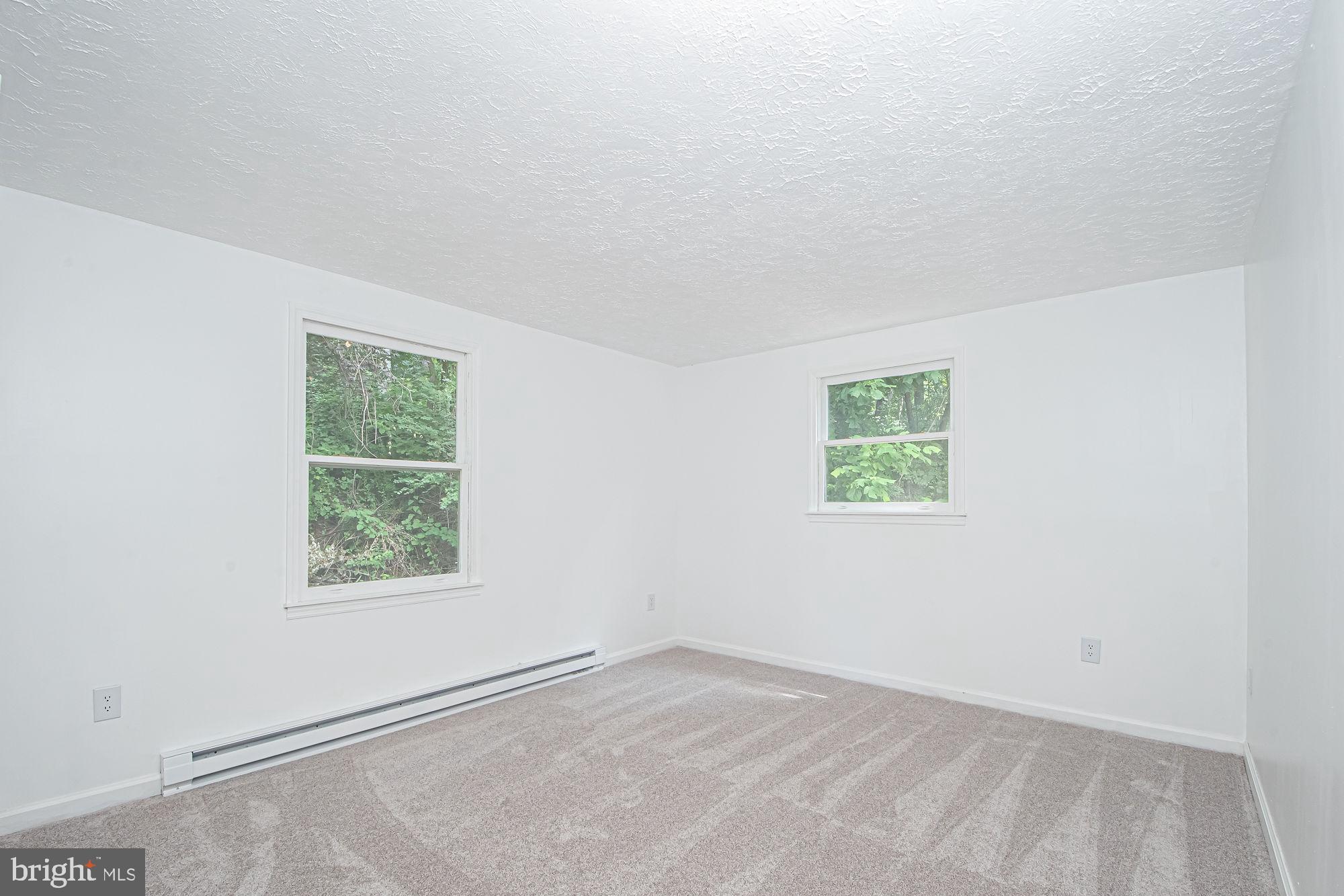 302 SUMMIT POINT DRIVE