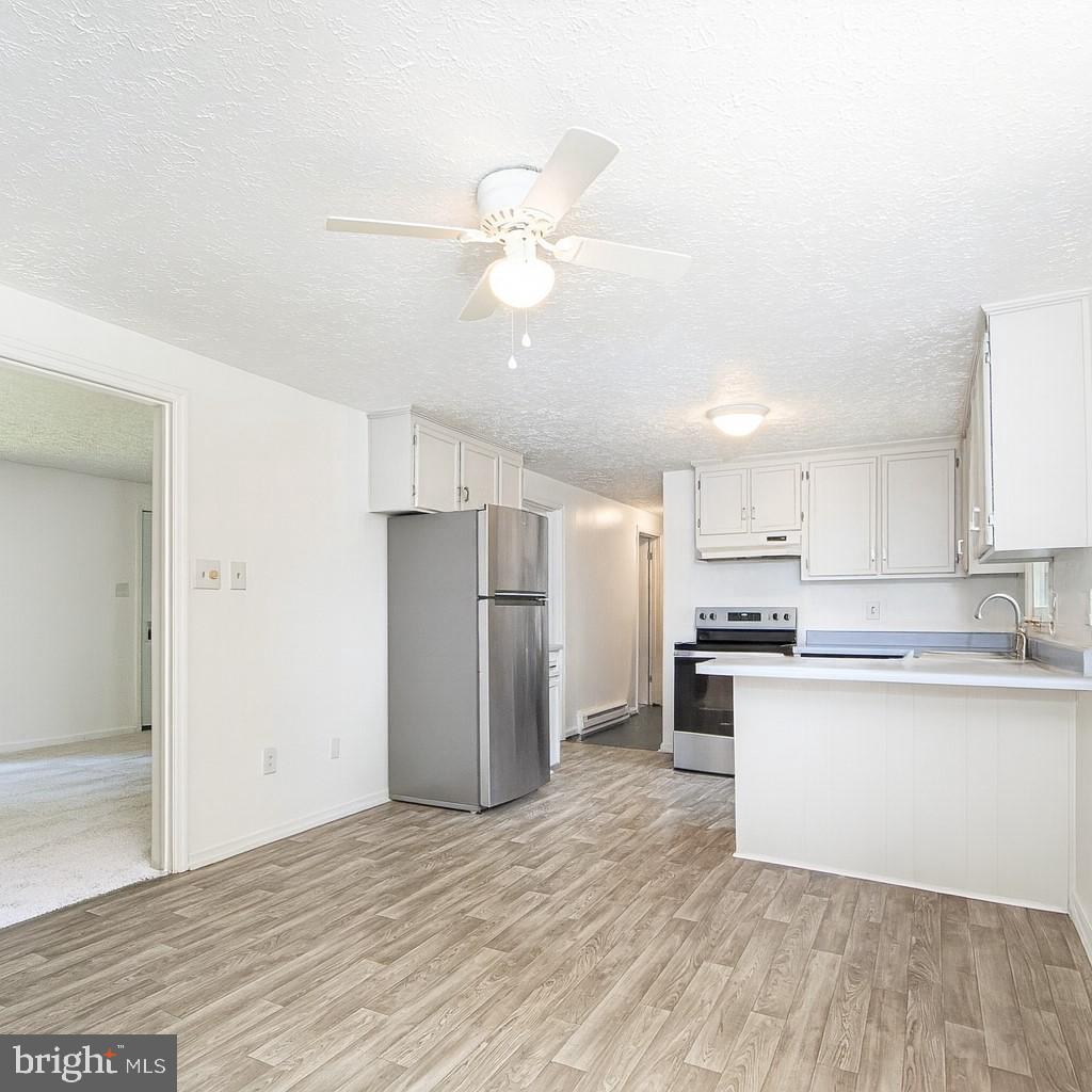 302 SUMMIT POINT DRIVE