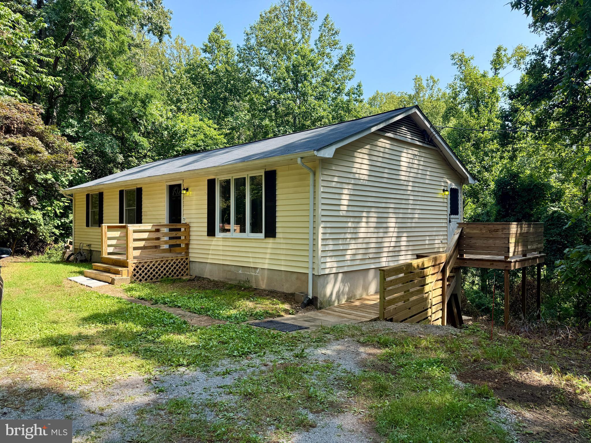 302 SUMMIT POINT DRIVE