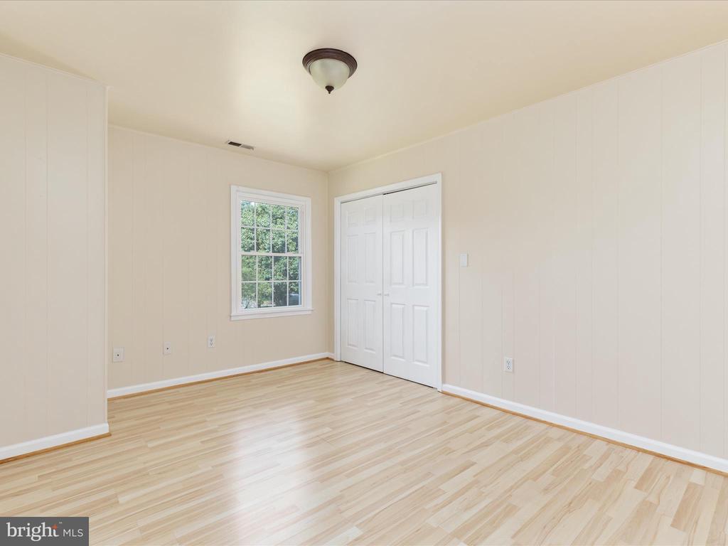 8 Miranda Ct