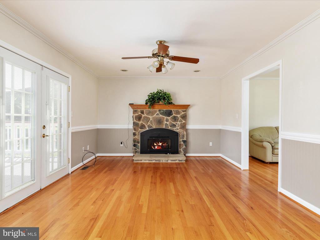 8 Miranda Ct