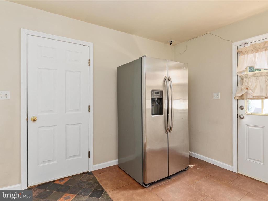 8 Miranda Ct