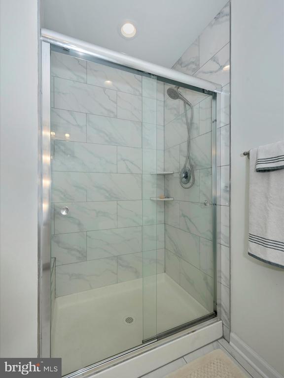 569 Basin Dr