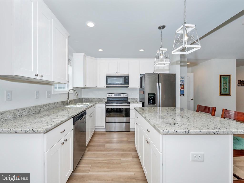 569 Basin Dr