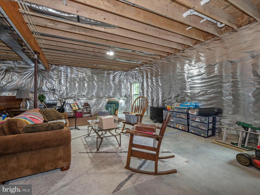 569 Basin Dr