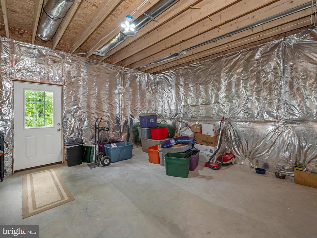 569 Basin Dr