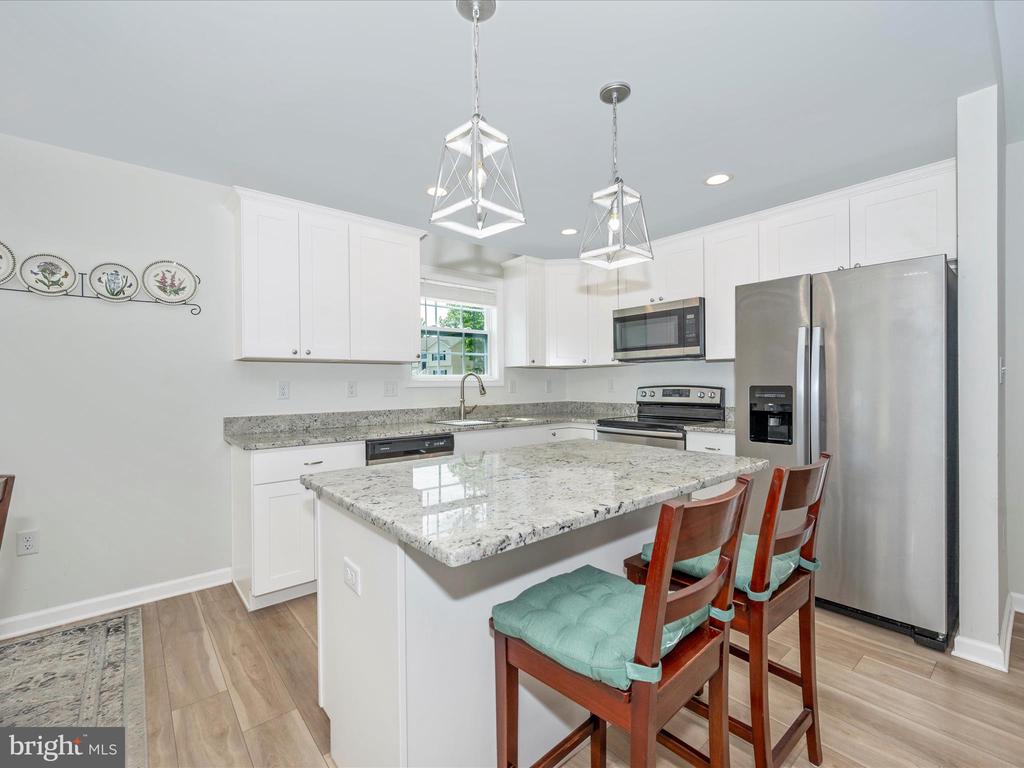 569 Basin Dr