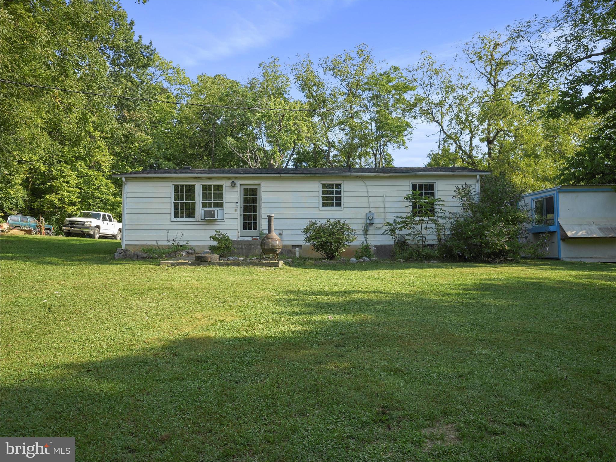 215 Saint Andrews Dr