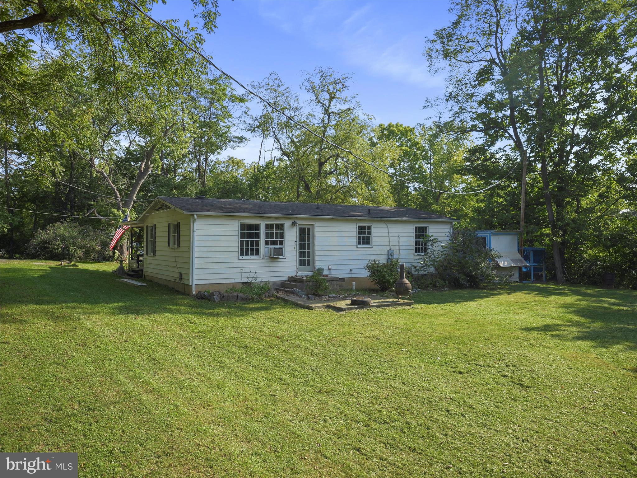 215 Saint Andrews Dr