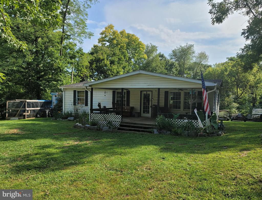 215 Saint Andrews Dr