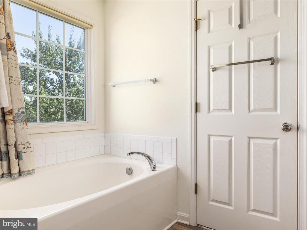 10 Vestal Gap Way