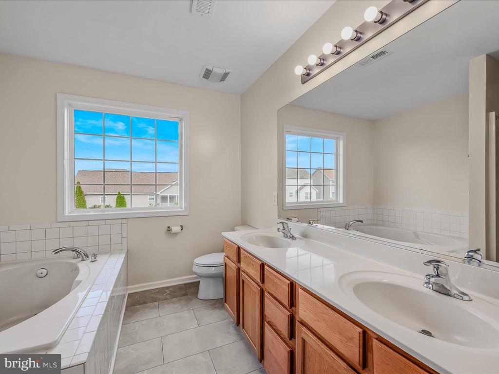 78 DIAMANTE DRIVE