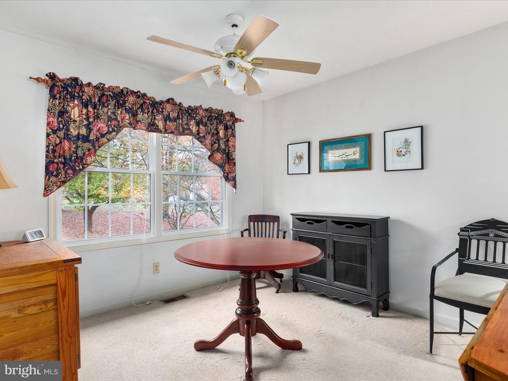 229 CHARMING LANE