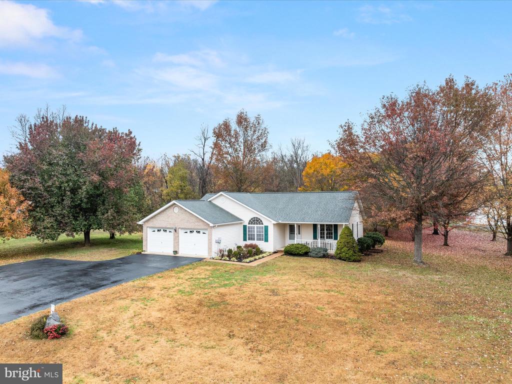 229 CHARMING LANE