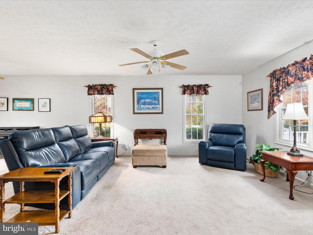 229 CHARMING LANE
