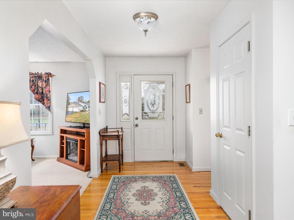 229 CHARMING LANE