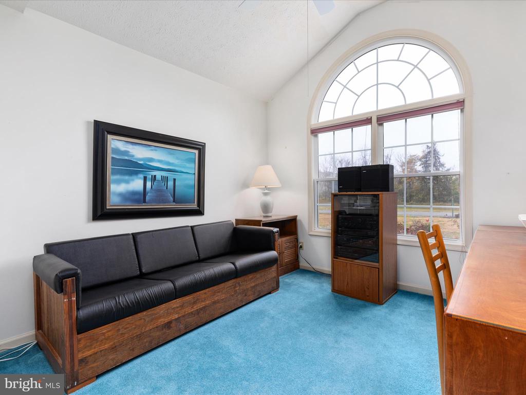 229 CHARMING LANE
