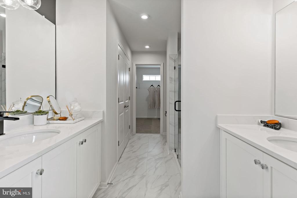 75 LEADER ROAD Unit: HOMESITE 427
